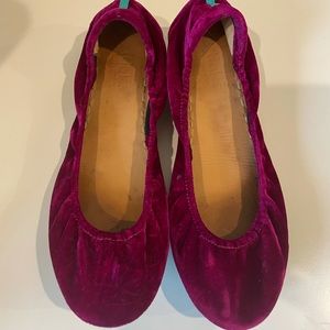 Fuschia Velvety Tieks